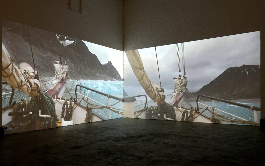 Landscape on a rice grain